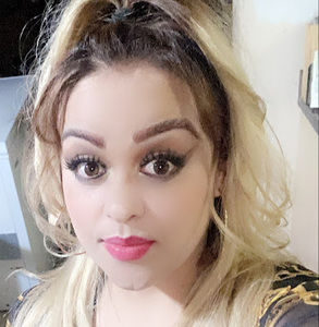 Meet your Posher, Mayra
